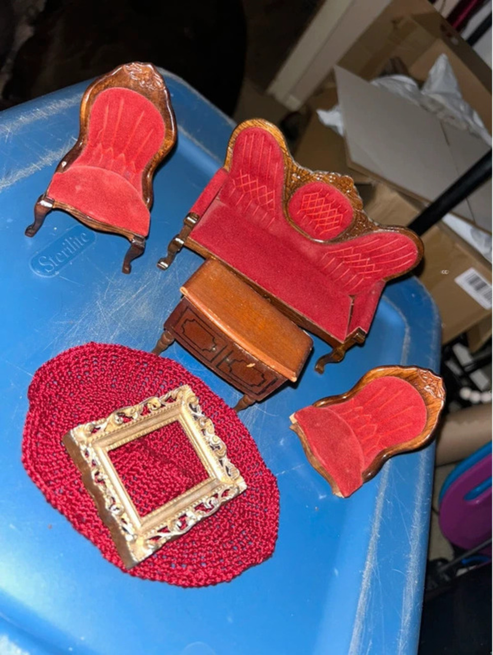 Victorian living room dollhouse set